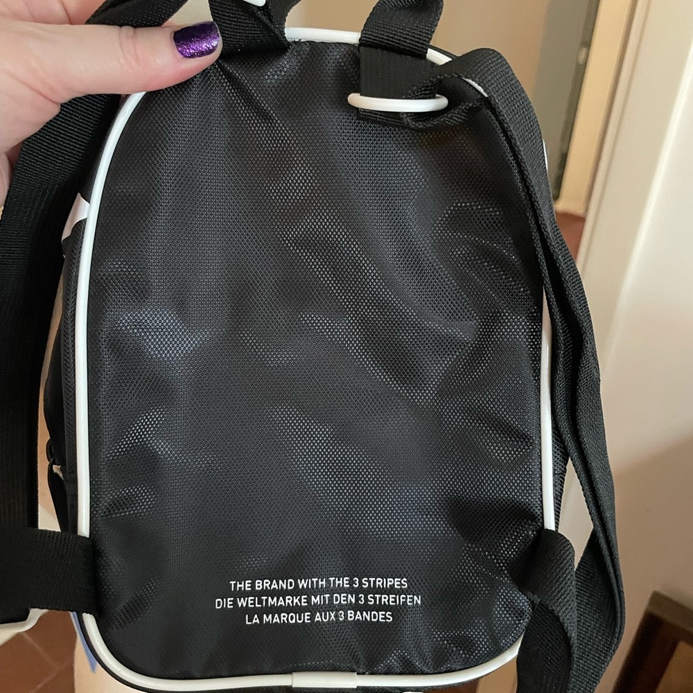 RESERVED 🚨Adidas ORIGINALS SANTIAGO MINI BACKPACK small black white pocket - Picture 6 of 16